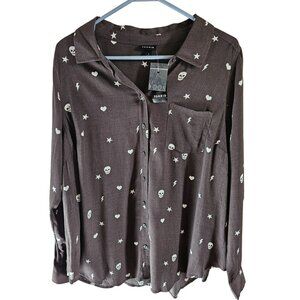 Torrid NWT Woman Size 1X Button Up Grey Long Sleeve Blouse Skull Stars Novelty